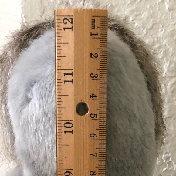 Hand Crafted Native Alaskan Doll - Picture 6 of 10